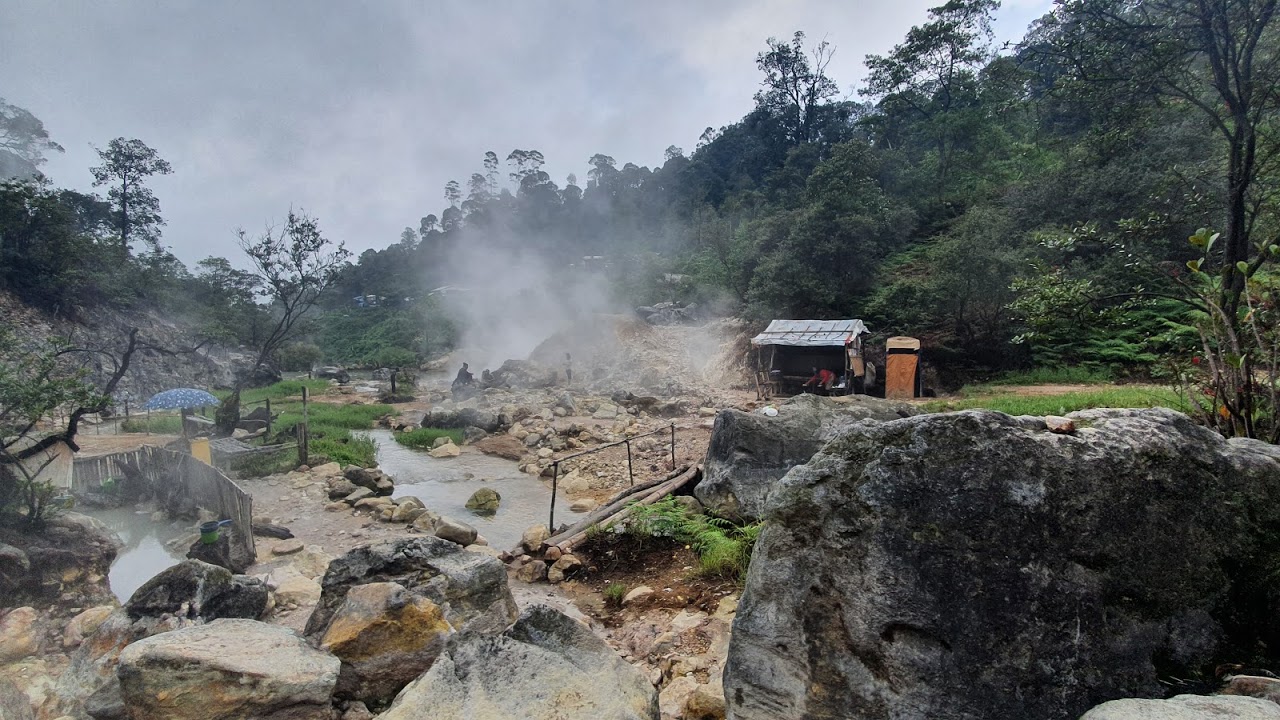 Cibuni Rengganis Crater