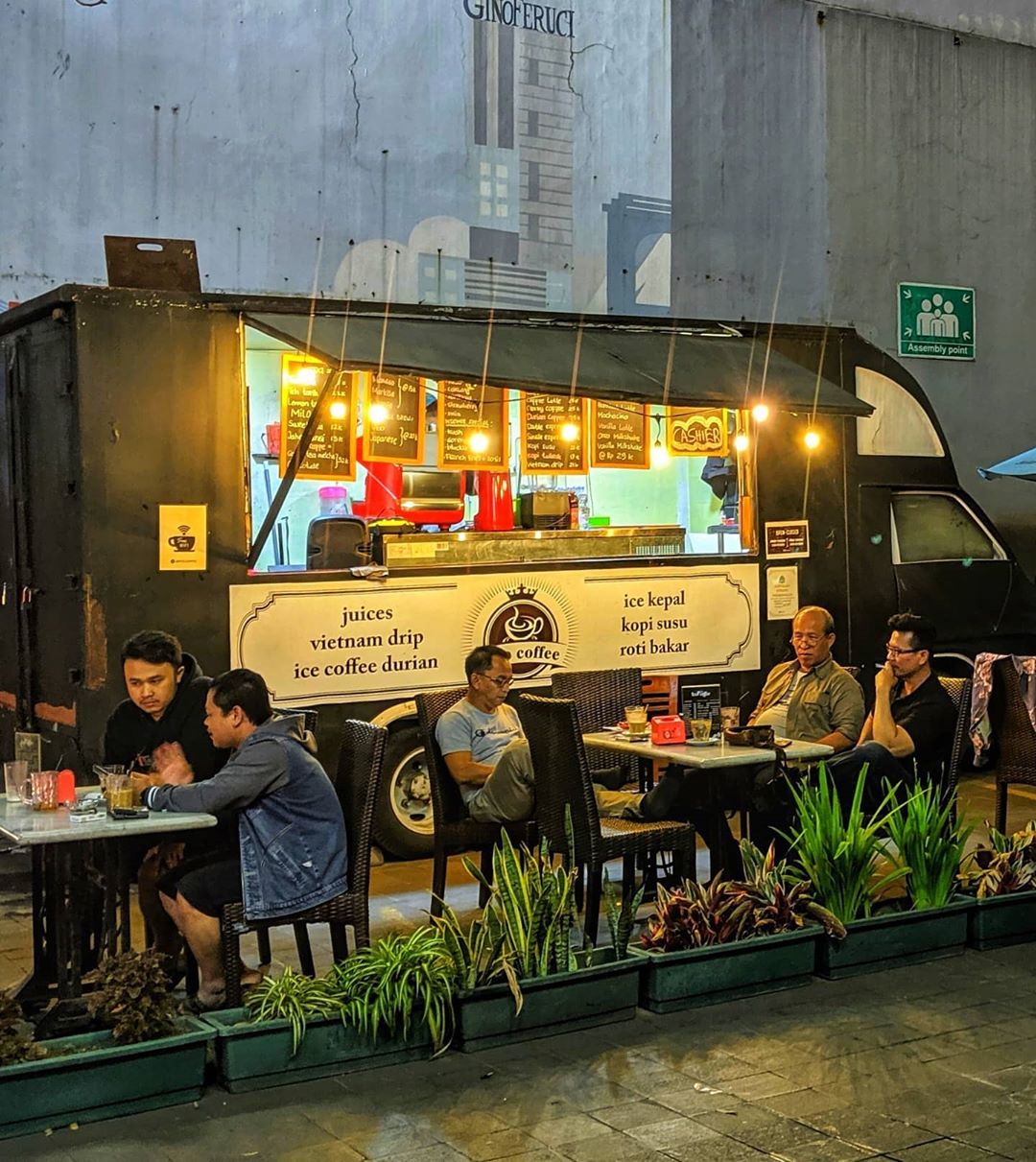 Wisata Kuliner Jalan Braga