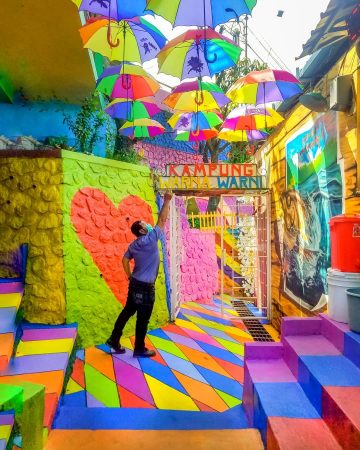 Jelajah Kampung Warna-Warni Jodipan, Bukti Kreatifitas Arek Malang!