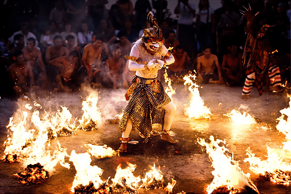 Panggung Tari Kecak